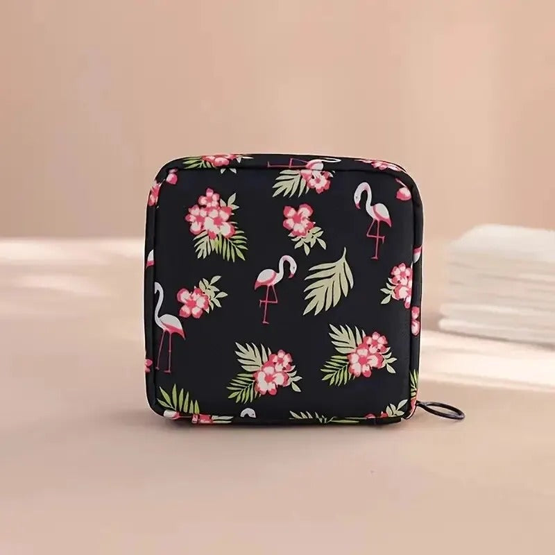 petite-trousse-de-toilette-noir-flamant-rose