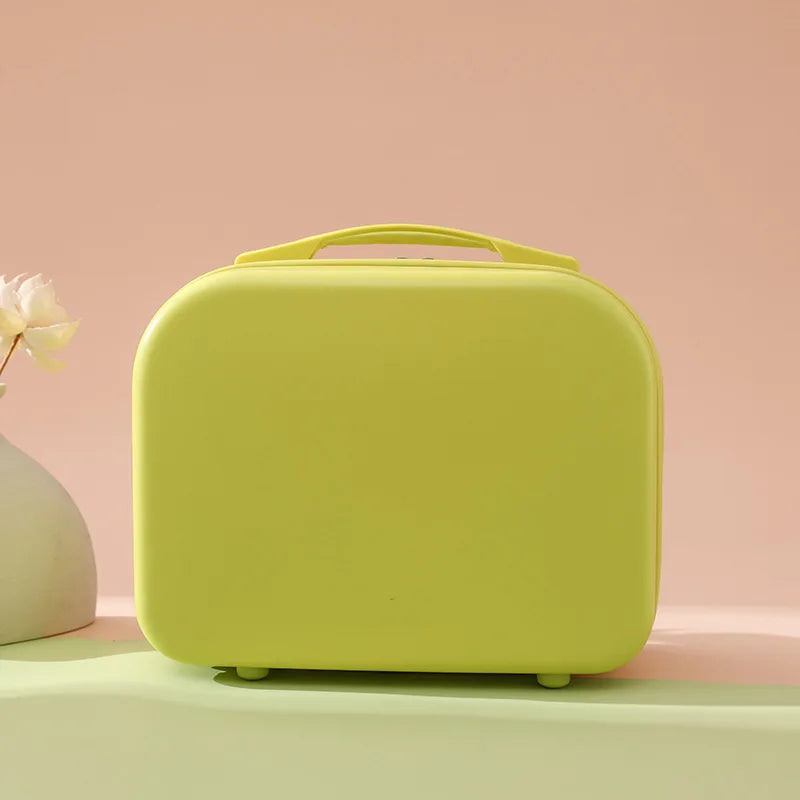 petite-valise-cabine-jaune