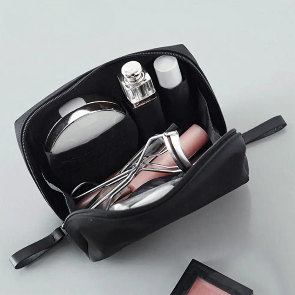 trousse-de-toilette-tendance-noir